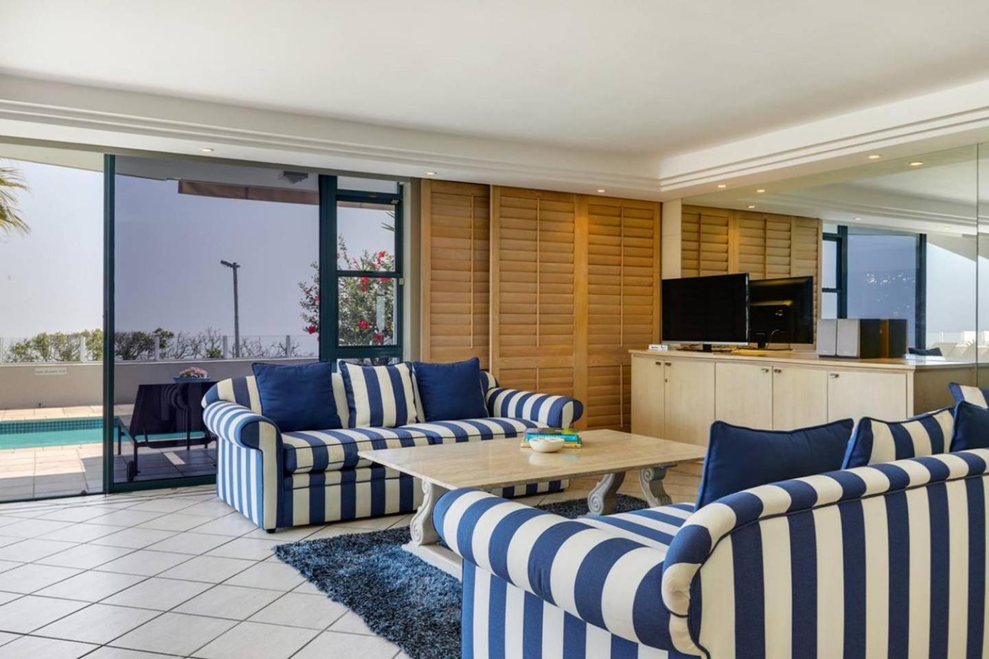17 On Nautica Apartment เคปทาวน์ ภายนอก รูปภาพ